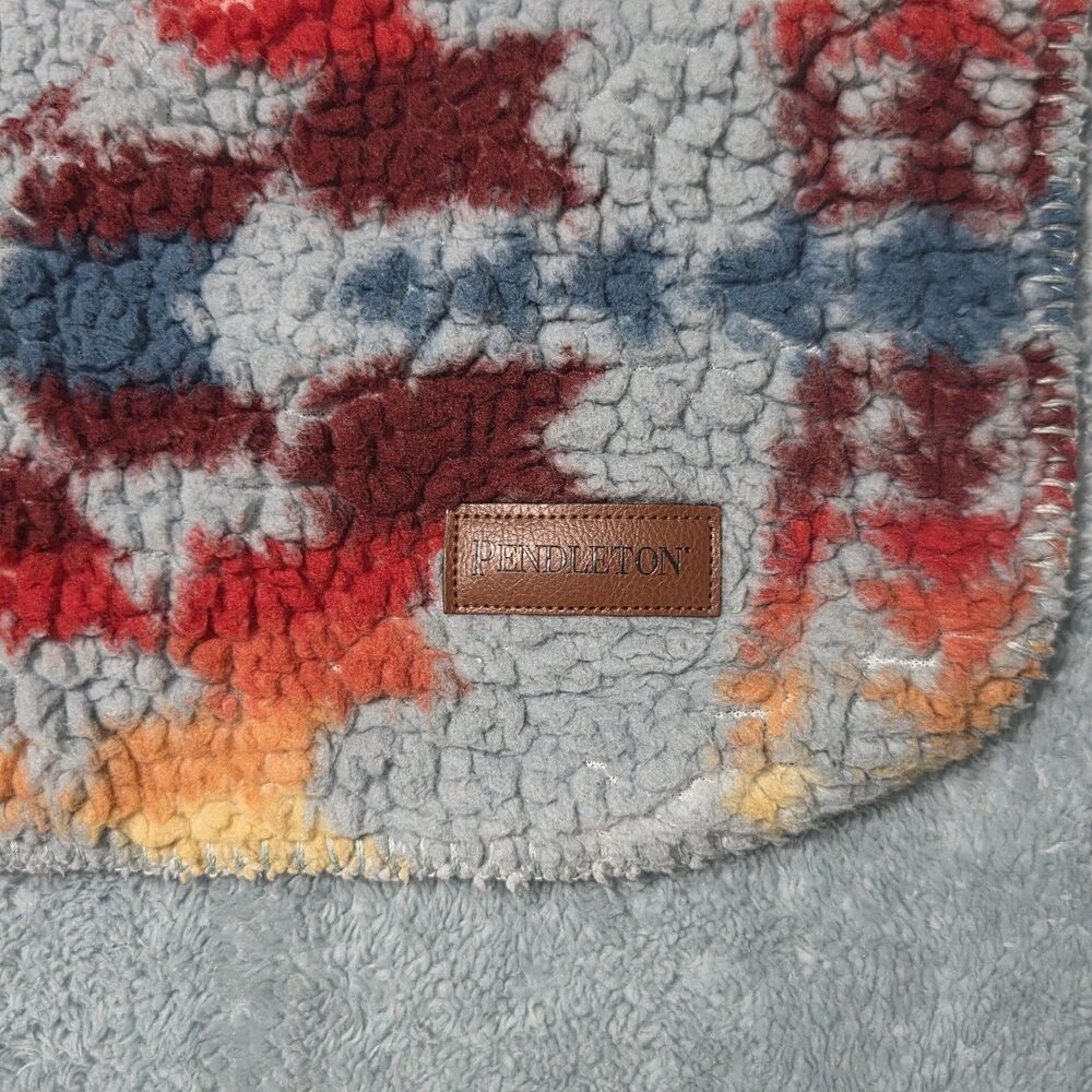 Pendleton Sherpa Fleece Throw Blanket Legend Lake Aqua Queen Reversible Aztec - Picture 4 of 6
